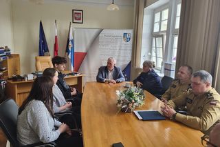 Odwaga bez granic! Martyna i Jakub z Sępólna Krajeńskiego ocalili życie tonącego mężczyzny