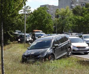 Kierowca Toyoty wjechał w pieszych na Bielanach. Cztery osoby trafiły do szpitala