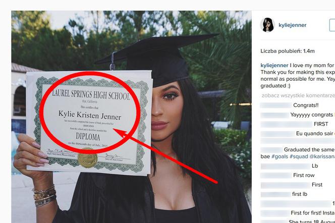 Kylie Jenner z dyplomem