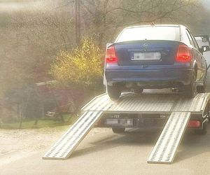  Ucieczka przed policjantami w Sowinie