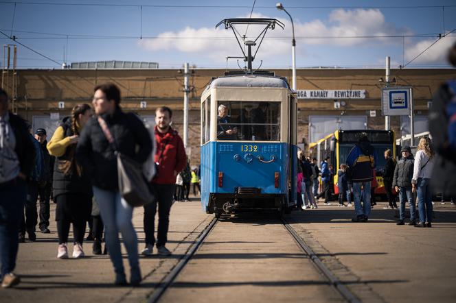 Dzień Otwarty MPK. Wrocławianie uczyli się jeździć tramwajem