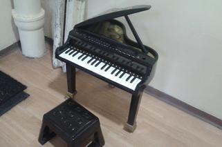 Mini fortepian
