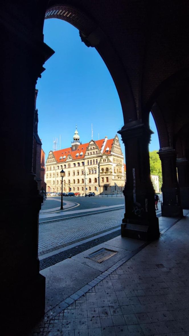 Zabytki stoją tu jeden przy drugim. To dolnoslaskie miasto wygląda jak z pocztówki, ale bez tłumów