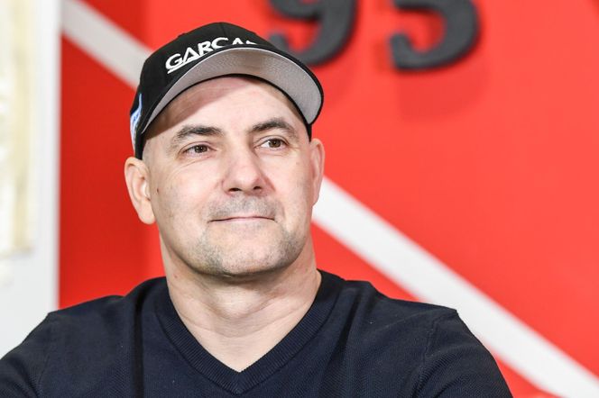 Łzy stanęły nam w oczach na wieść o Tomaszu Gollobie. 8 lat temu został sparaliżowany, ale się nie poddaje