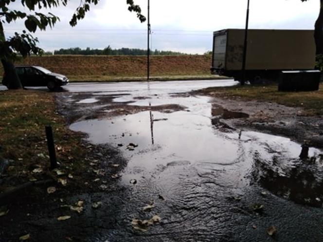 Zalana droga w Zabrzu