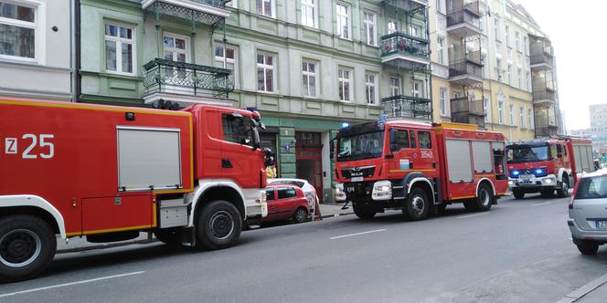 Pożar kamienicy przy ul. Emilii Plater w Szczecinie