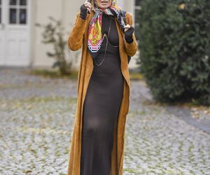 Monika Olejnik w chuście w 2024 r.