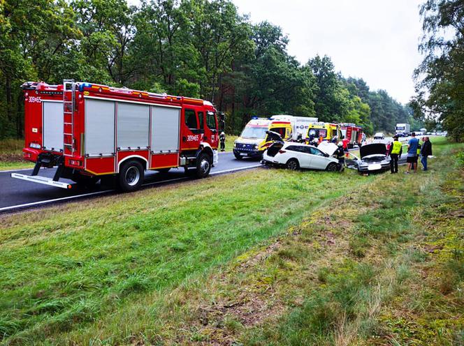 Wypadek na DK 10 w Przyłubiu! TRZY osoby poszkodowane! [ZDJĘCIA] 