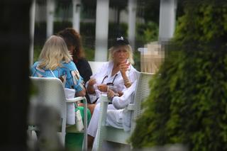 Ewa Kasprzyk pokazuje brzuszek jak młódka 