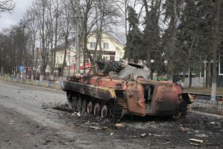 Mariupol. Obrońcy miasta zniszczyli 4 czołgi i unieszkodliwili 11 pojazdów opancerzonych