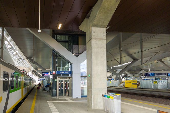 Stacja i dworzec Warszawa Zachodnia - sierpień 2025