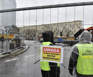 Finał WOŚP 2023. Budowa sceny w Warszawie