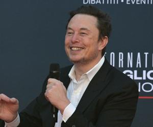 Wiceminister spraw zagranicznych potwierdza wizytę Elona Muska. Jakie plany ma właściciel Tesli i platformy X?
