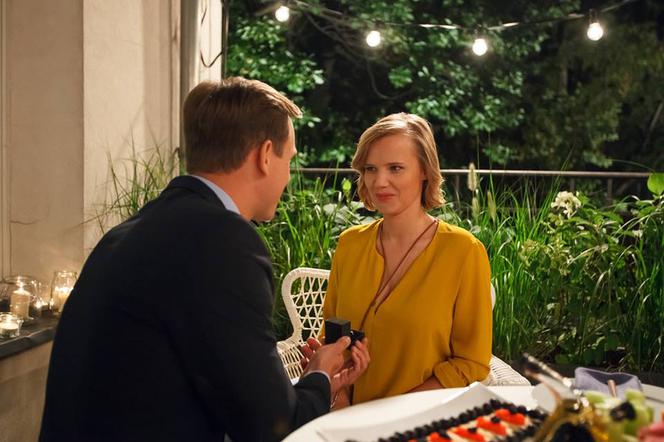 O mnie się nie martw 3 sezon odc. 9. Iga (Joanna Kulig), Marcin (Stefan Pawłowski)