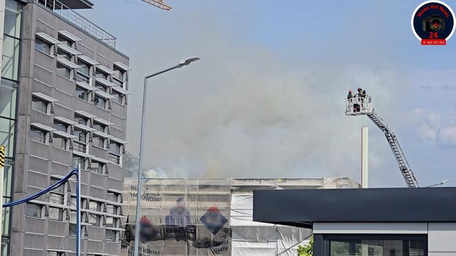 Pożar w Instytucie Lotnictwa w Warszawie! Ewakuacja 25 osób
