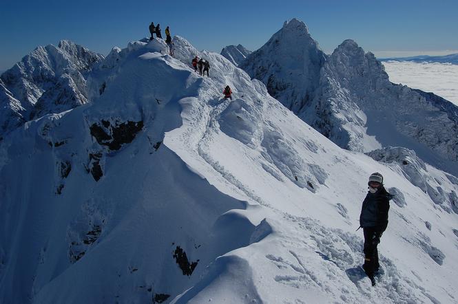 W Tatrach spadł pierwszy śnieg. Rysy pokryte warstwą białego puchu 
