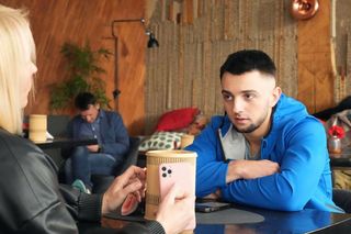 Barwy szczęścia odc. 3253. Olga (Dorota Łukasiewicz-Kwietniewska), Mirek (Oliwier Kozłowski)