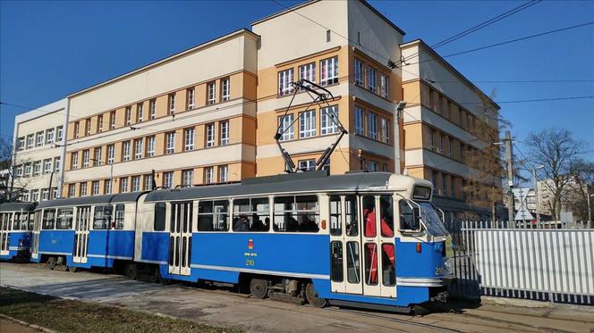 Kraków: Łapcie ten tramwaj, rozdają w nim pączki!