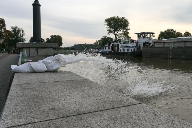 Nowa Sól - stan Odry na 23 września