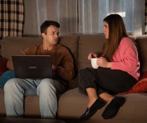 Barwy szczęścia odc. 3220. Agata (Natalia Zambrzycka), Ignacy (Olaf Staszkiewicz)