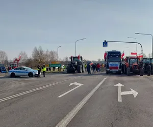 Ciężarówki nie przejadą przez przejście graniczne w Dorohusku. Odprawy zostały wstrzymane