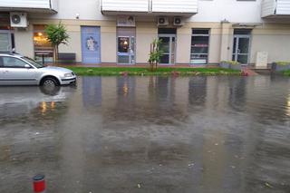 Powódź na ul. Zachodniej 15. Mieszkaniec: Ręce opadają