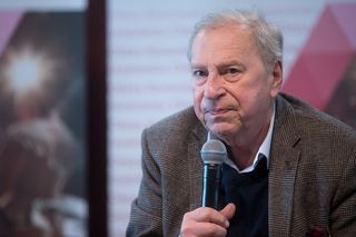 Jerzy Stuhr ma raka krtani. Pierwszy objaw był niepozorny