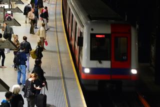 Warszawa: Zarząd Transportu Miejskiego zamknie metro nocą?! 