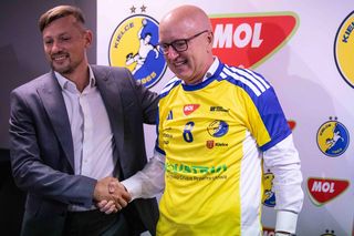 Paliwowy potentat MOL Polska wspiera Industrię Kielce! Nowy sponsor i nowe nadzieje piłkarzy ręcznych