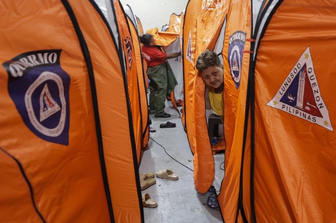 Supertajfun w Filipinach. Dwie osoby zginęły, ponad milion ewakuowanych