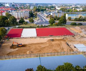 Widoczne postępy prac na Politechnice Białostockiej. Powstaje kompleks kortów i boisk. Zobacz zdjęcia