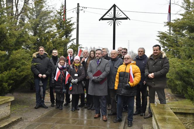 Rocznica bitwy pod Olszynką Grochowską. Mieszkańcy zorganizowali protest. „Nie odcinajcie nas od rezerwatu”