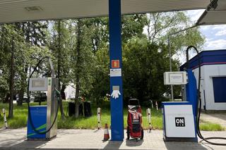 Rządowa stacja przy Powsińskiej w Warszawie 