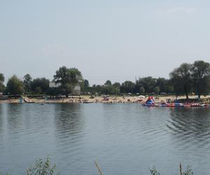 Koniec wakacji, ale nie sezonu kąpielowego. Weekend nad wodą w Przylasku Rusieckim