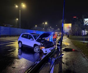 Karambol w Warszawie. 12 samochodów rozbitych, są ranni