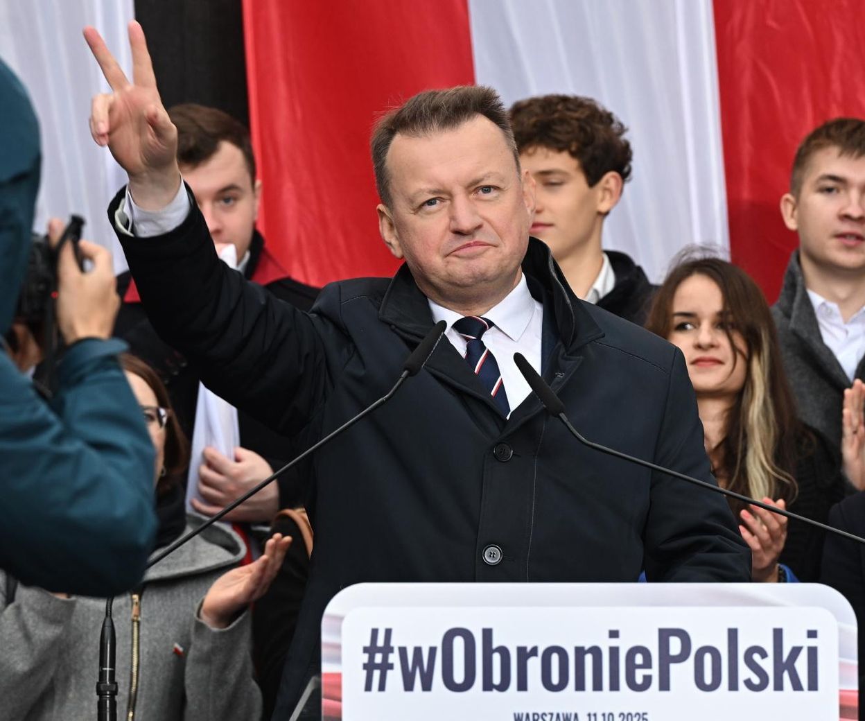 Mariusz Błaszczak nie gryzł się w język! Mówił wprost o "pakcie z dibałem"