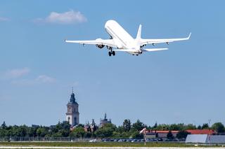 Ultranowoczesne lotnisko w Radomiu z nowym połączeniem. To będzie hit lata! „Dla ludzi lubiących spokój”