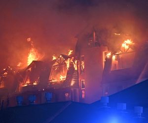 Pożar bloku w Ząbkach. Przerażające zdjęcia z miejsca tragedii