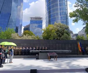 81. rocznica Powstania Warszawskiego. Prezydent Duda wręczył odznaczenia powstańcom