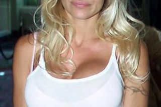 Pamela Anderson już tak nie wygląda. Gwiazda Słonecznego patrolu zaskoczyła metamorfozą