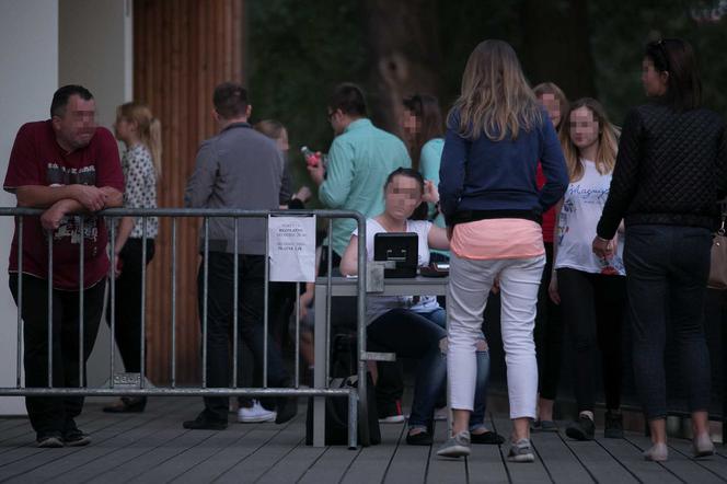 Haracz w superszalecie