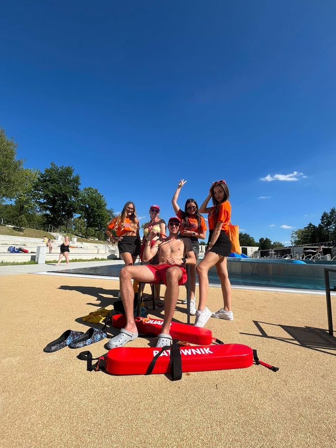 Wakacyjna ekipa ESKA Summer City wyruszyła w letnią trasę. Odwiedzili m.in. chorzowską "Falę"