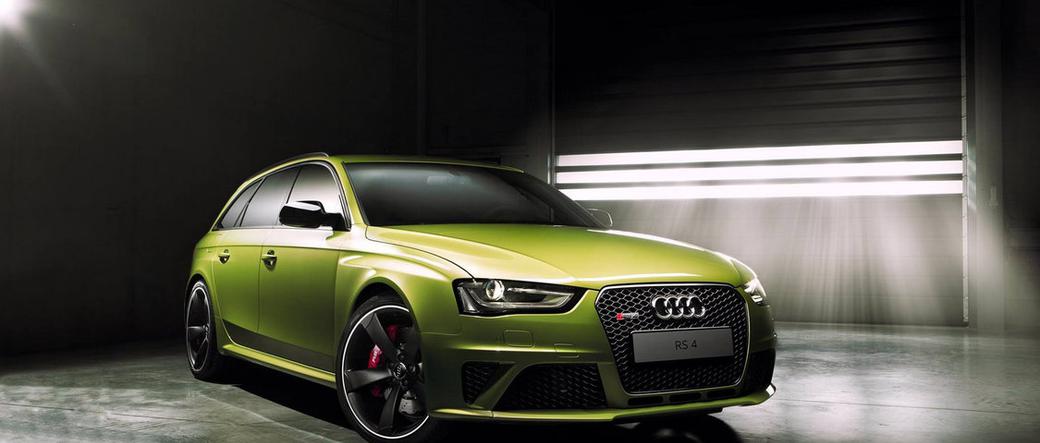 Audi RS4 Avant Exclusive Peridot Green