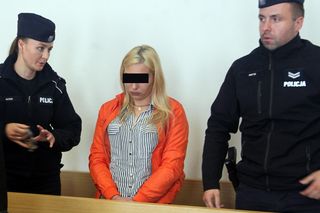 Klaudia bawiła się nad morzem, w domu umierało jej dziecko. Wstrząsające szczegóły zbrodni. „Nie dopilnowałam”