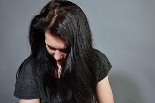 Szantażował 18-latkę intymnymi zdjęciami. Zatrważające, czego od niej żądał