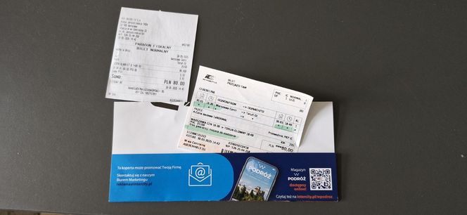 Tłok w pociągu PKP Intercity. W takich warunkach podróżował nasz czytelnik