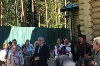 Putinowcy nie wpuścili Polonii na cmentarz