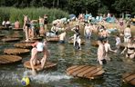 Długi sierpniowy weekend na plaży w Osiecznej
