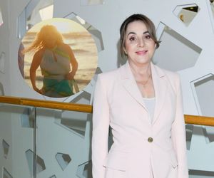 Danuta Martyniuk wywija na plaży jak Shakira. Żona Zenka NAPRAWDĘ wygląda jak bogini!