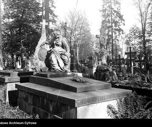 Dzień Wszystkich Świętych w Krakowie w latach 1925-1935